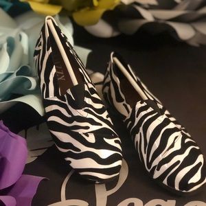 Zébra slip on loafers